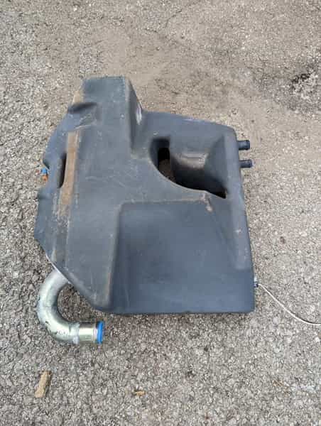 Tank GP image 2