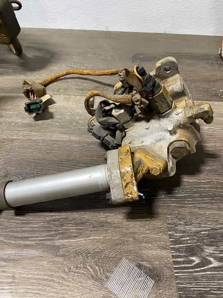 Fuel Filter Base image 5