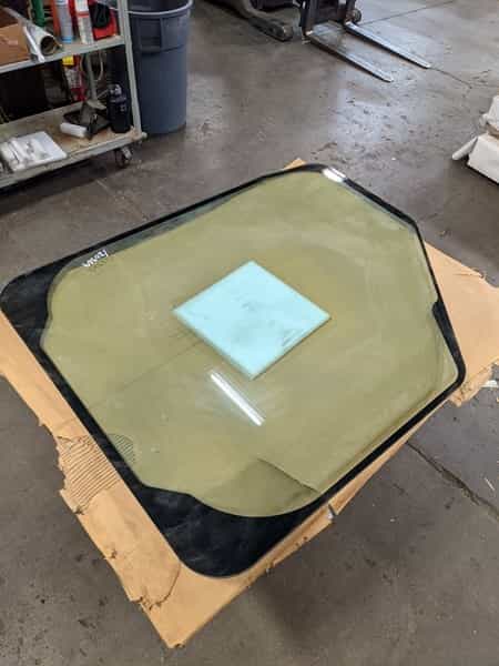 Glass-front indicator image 1