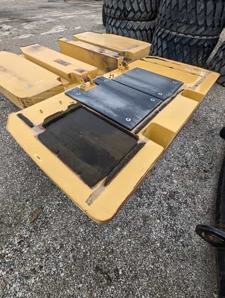 Counterweight image 3