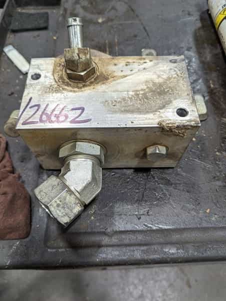 Manifold image 2