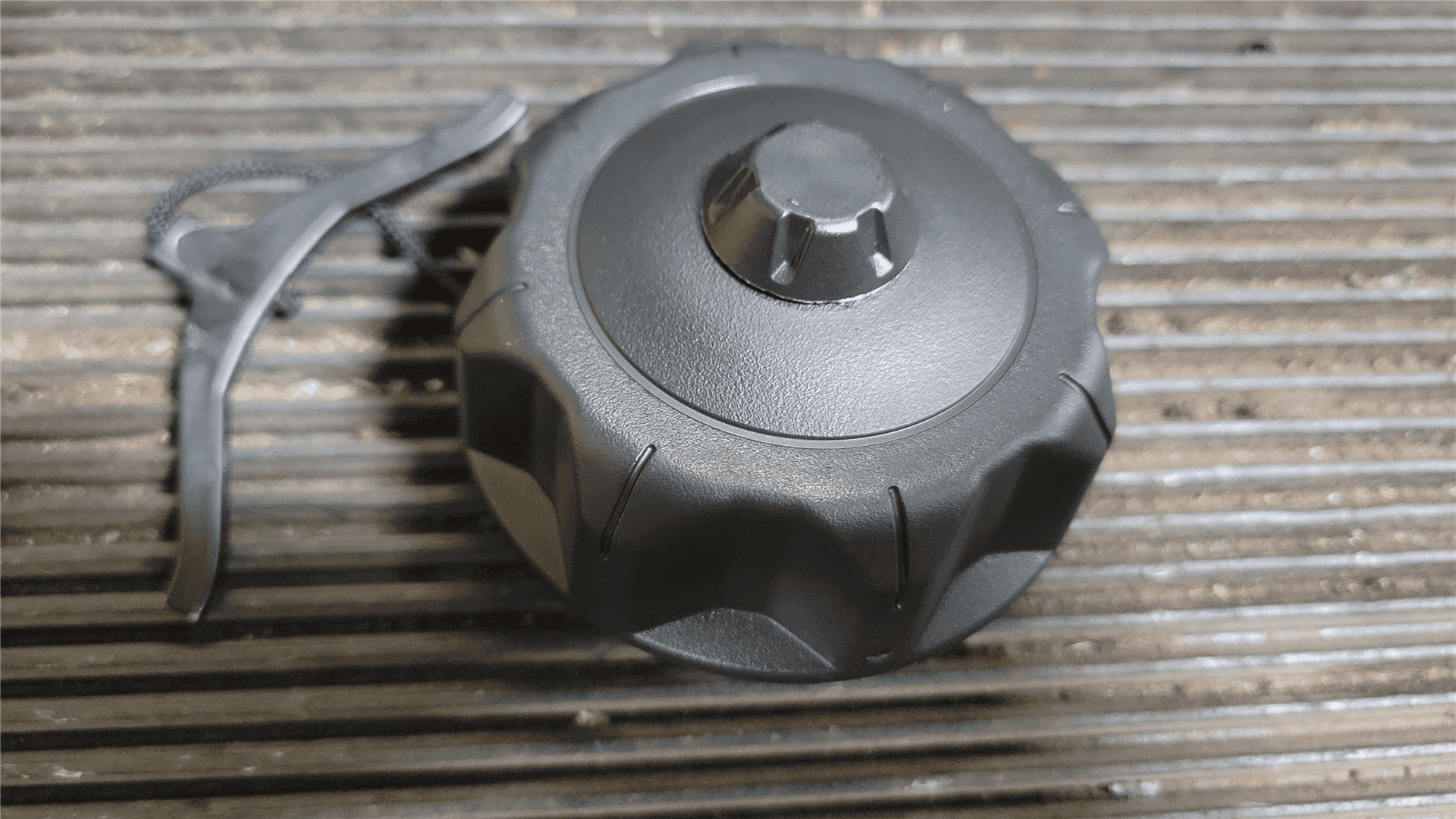 NEW VENTED CAP indicator image 1