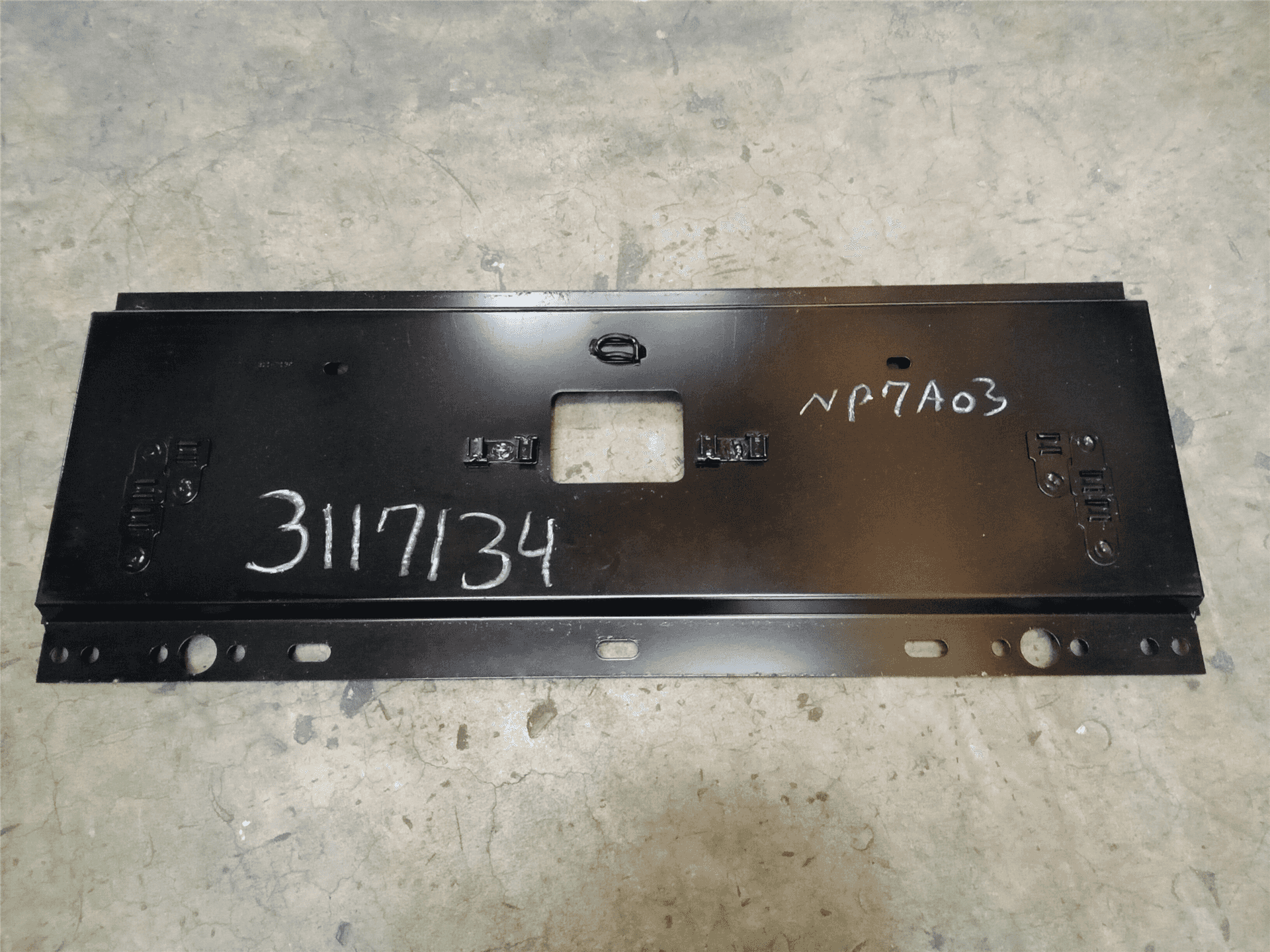 NEW PLATE indicator image 1