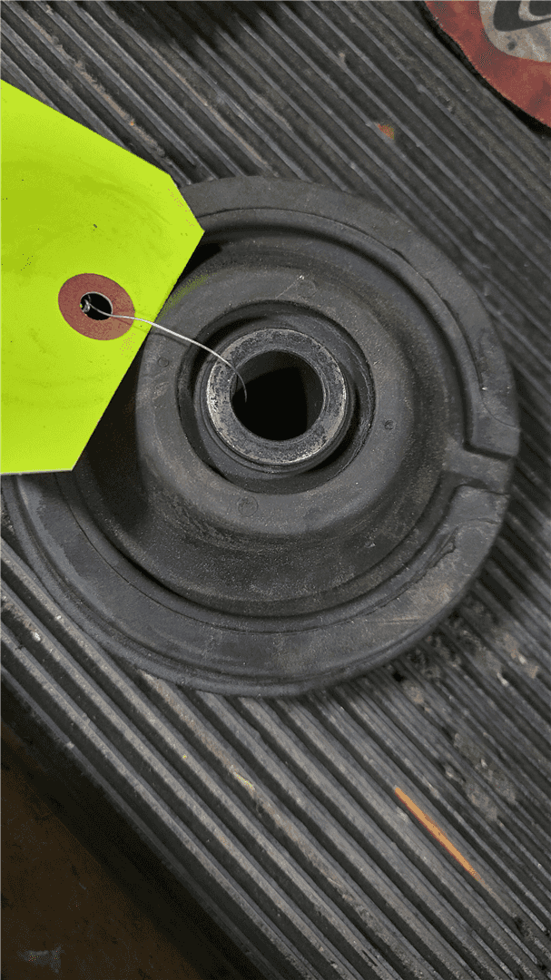NEW RUBBER MOUNT image 2