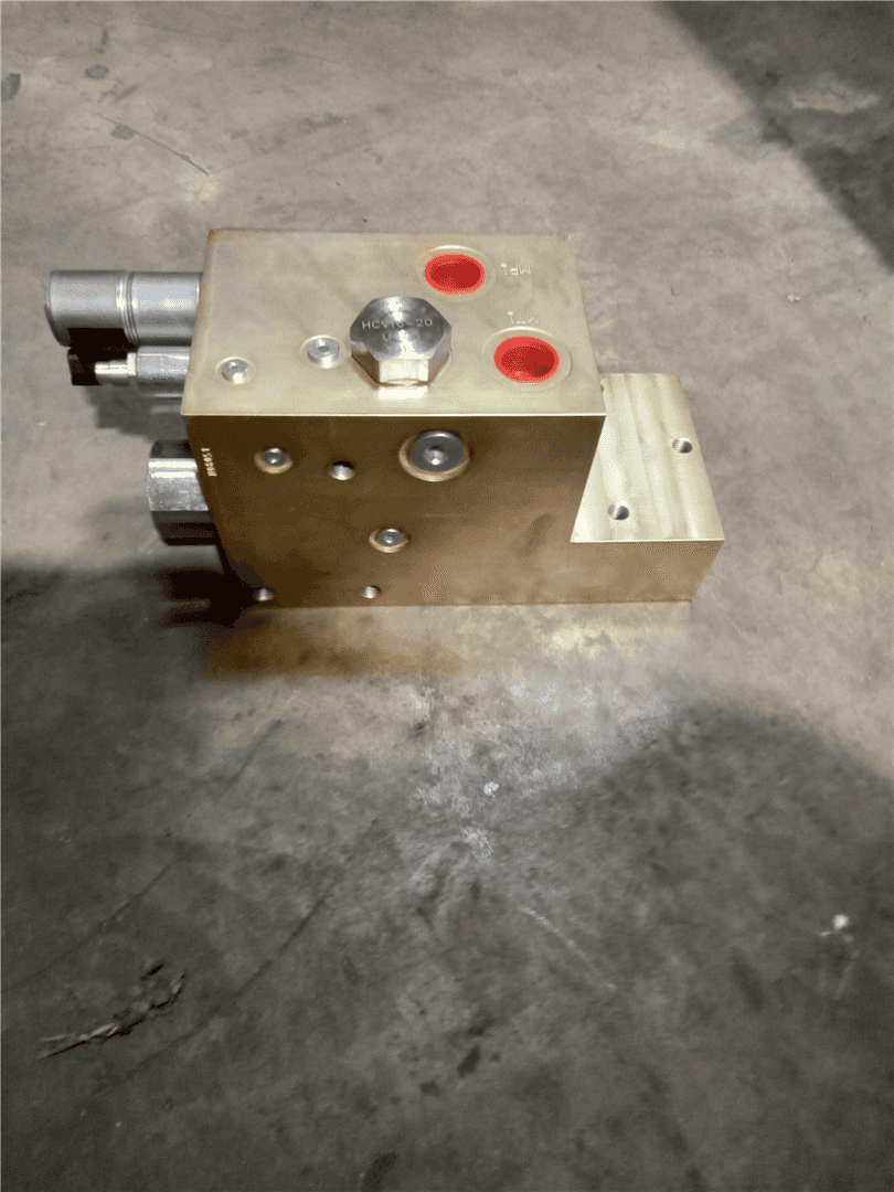 NEW MANIFOLD GP image 3
