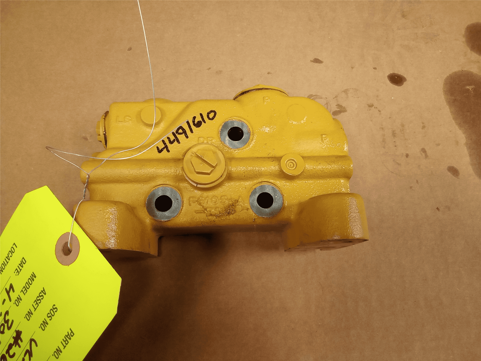 NEW MANIFOLD GP image 3