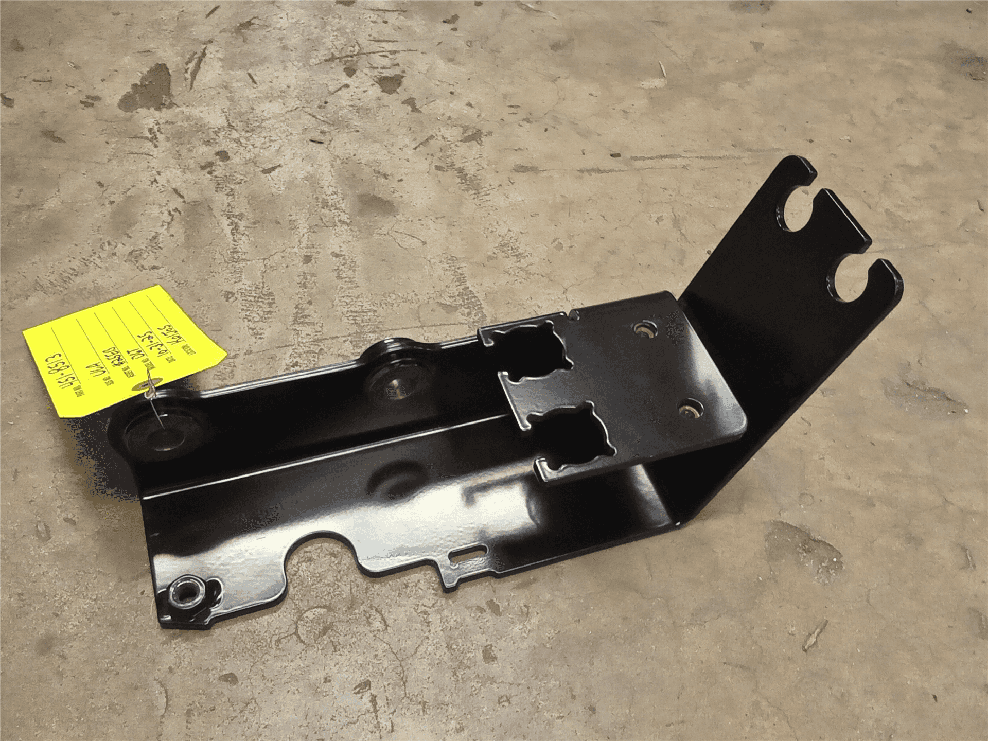 NEW BRACKET indicator image 1