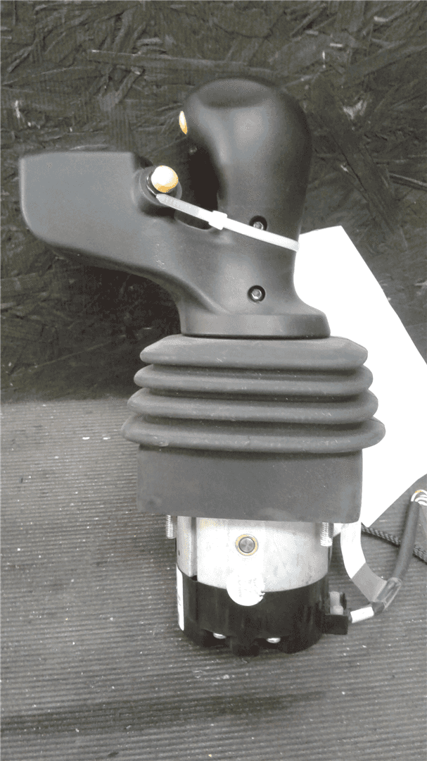 NEW JOYSTICK GP image 3