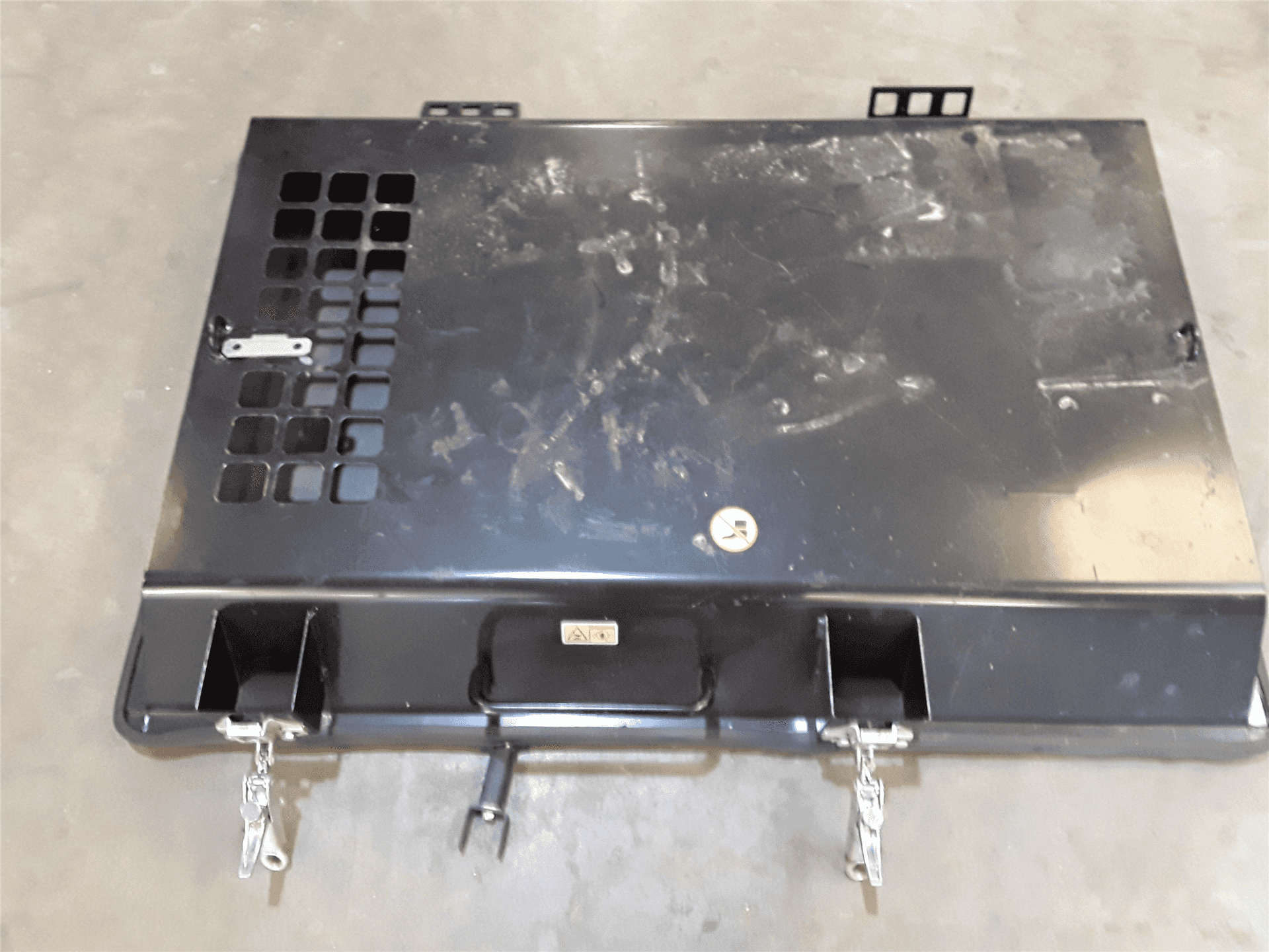 313F EXCAVATOR HOO indicator image 1