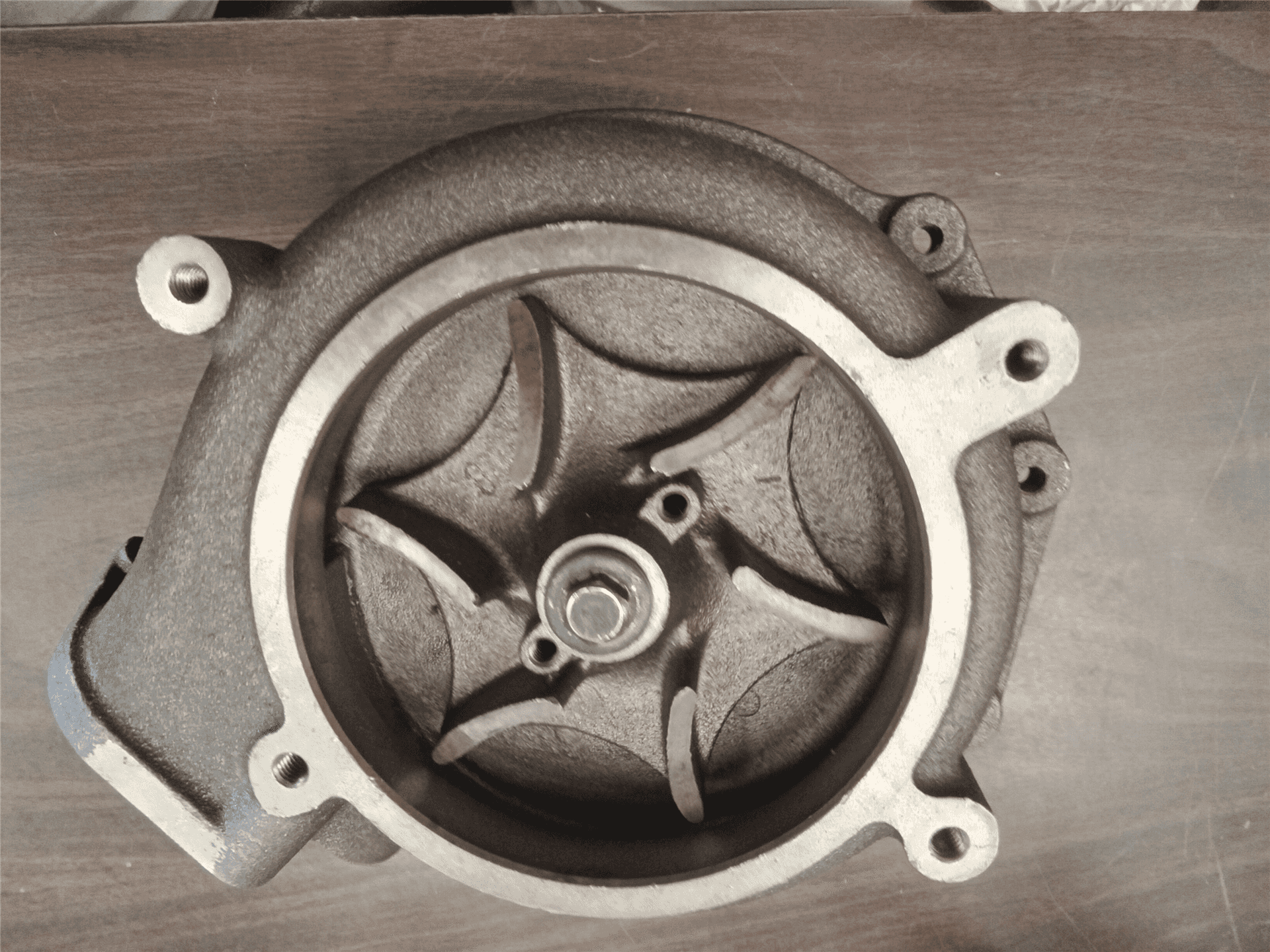 NEW WATER PUMP image 2