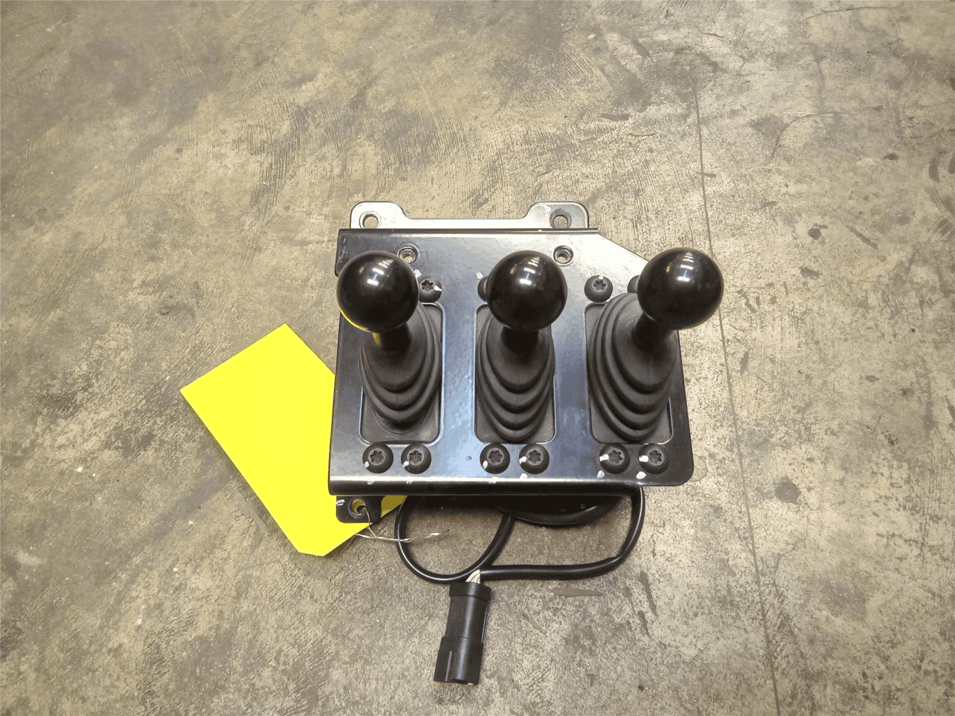 NEW CONTROL GP indicator image 1