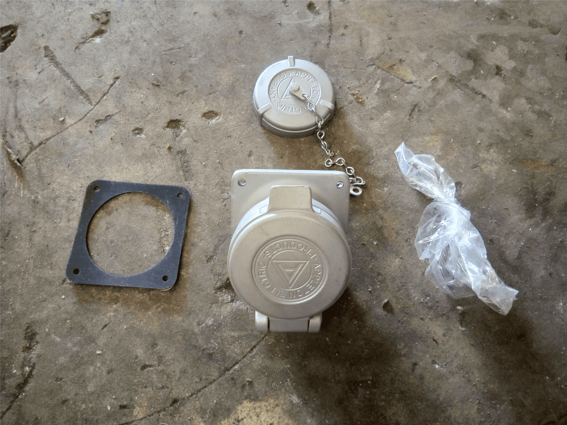 NEW RECEPTACLE indicator image 1