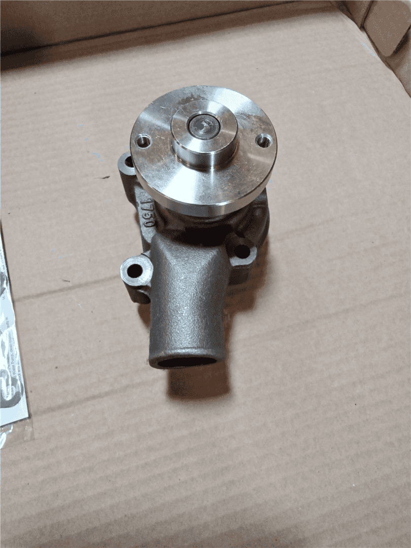 NEW WATER PUMP image 3