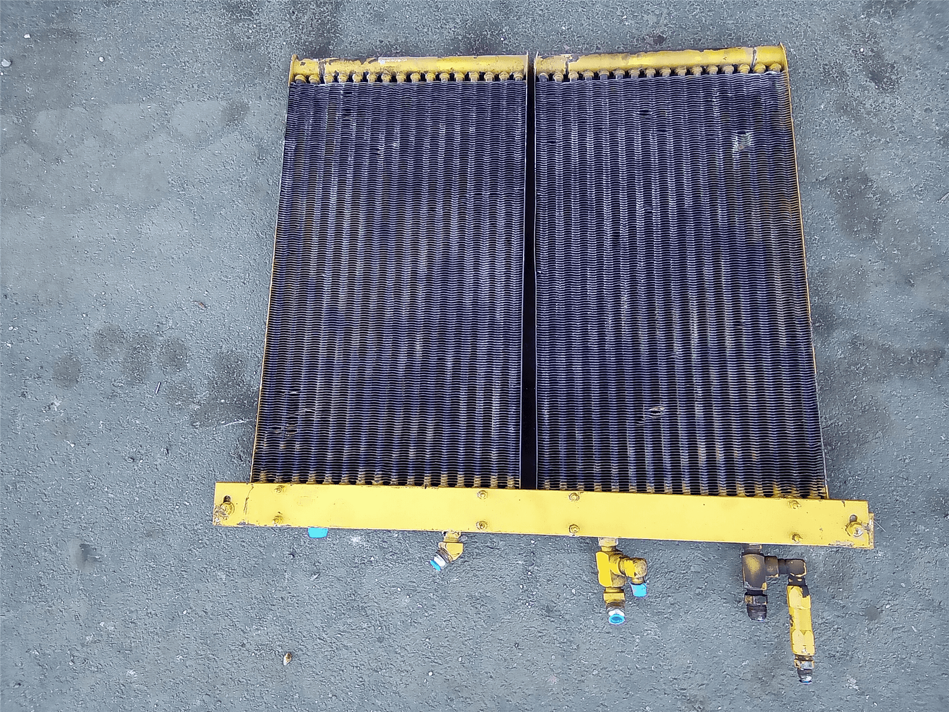 USED OIL COOLER indicator image 1