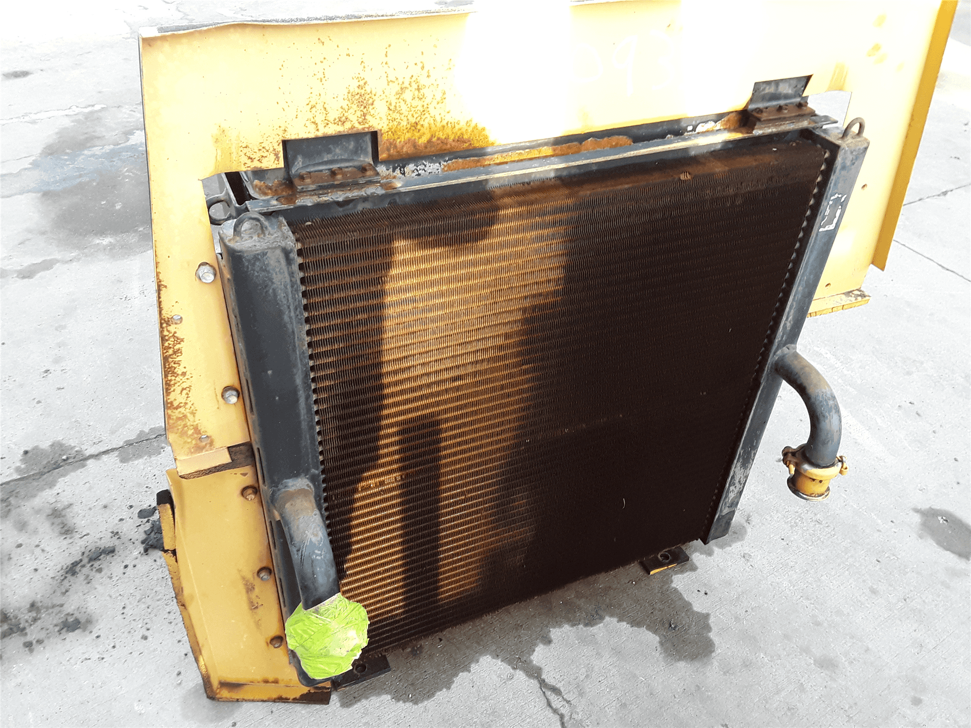 USED RADIATOR image 2