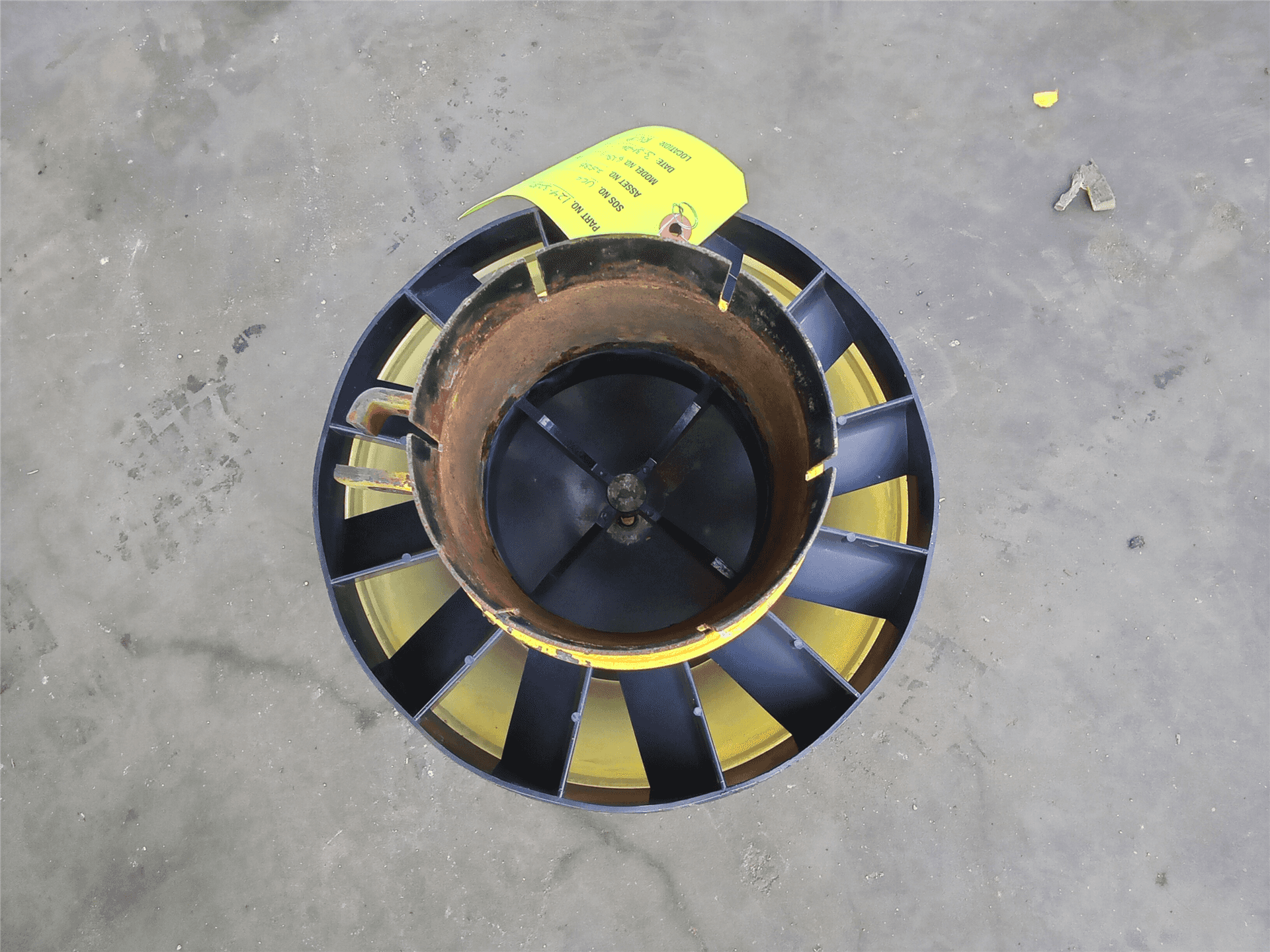 USED PRECLEANER indicator image 1