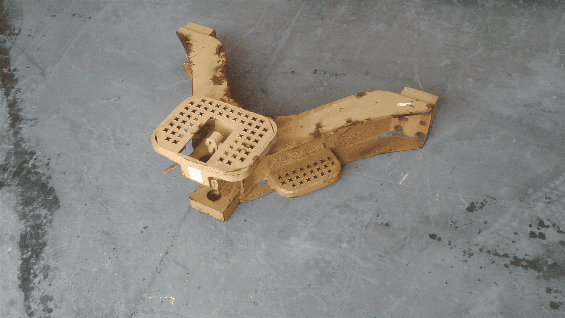 USED D6N DRAWBAR image 4