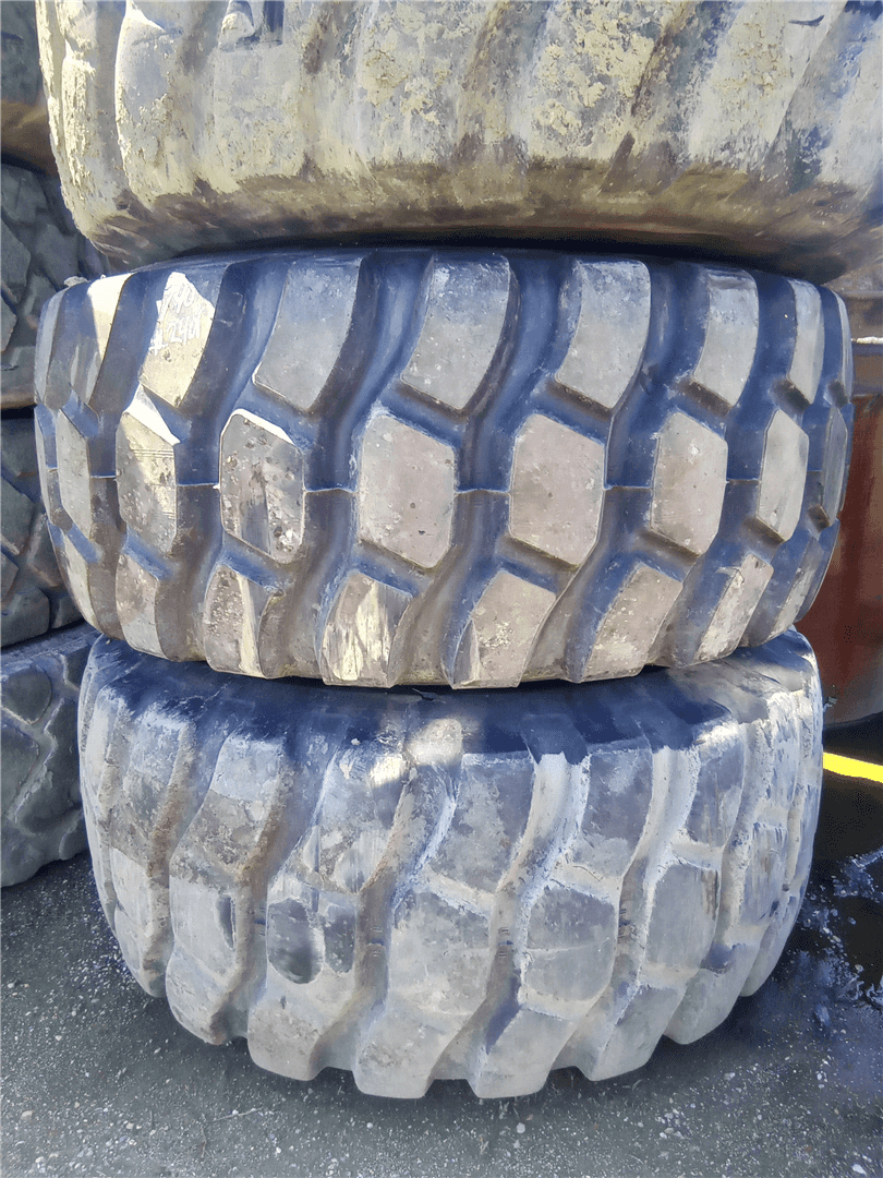USED TIRE image 2
