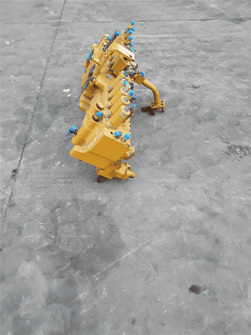 USED MANIFOLD image 4