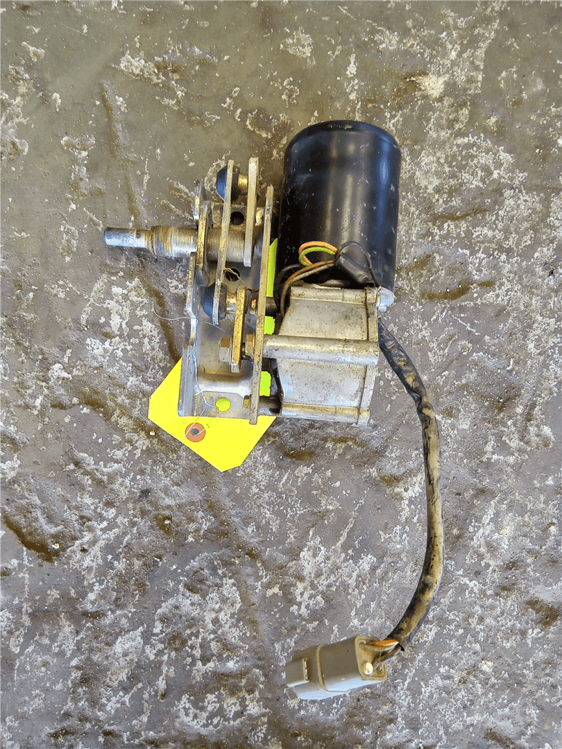 USED WIPER MOTOR image 3