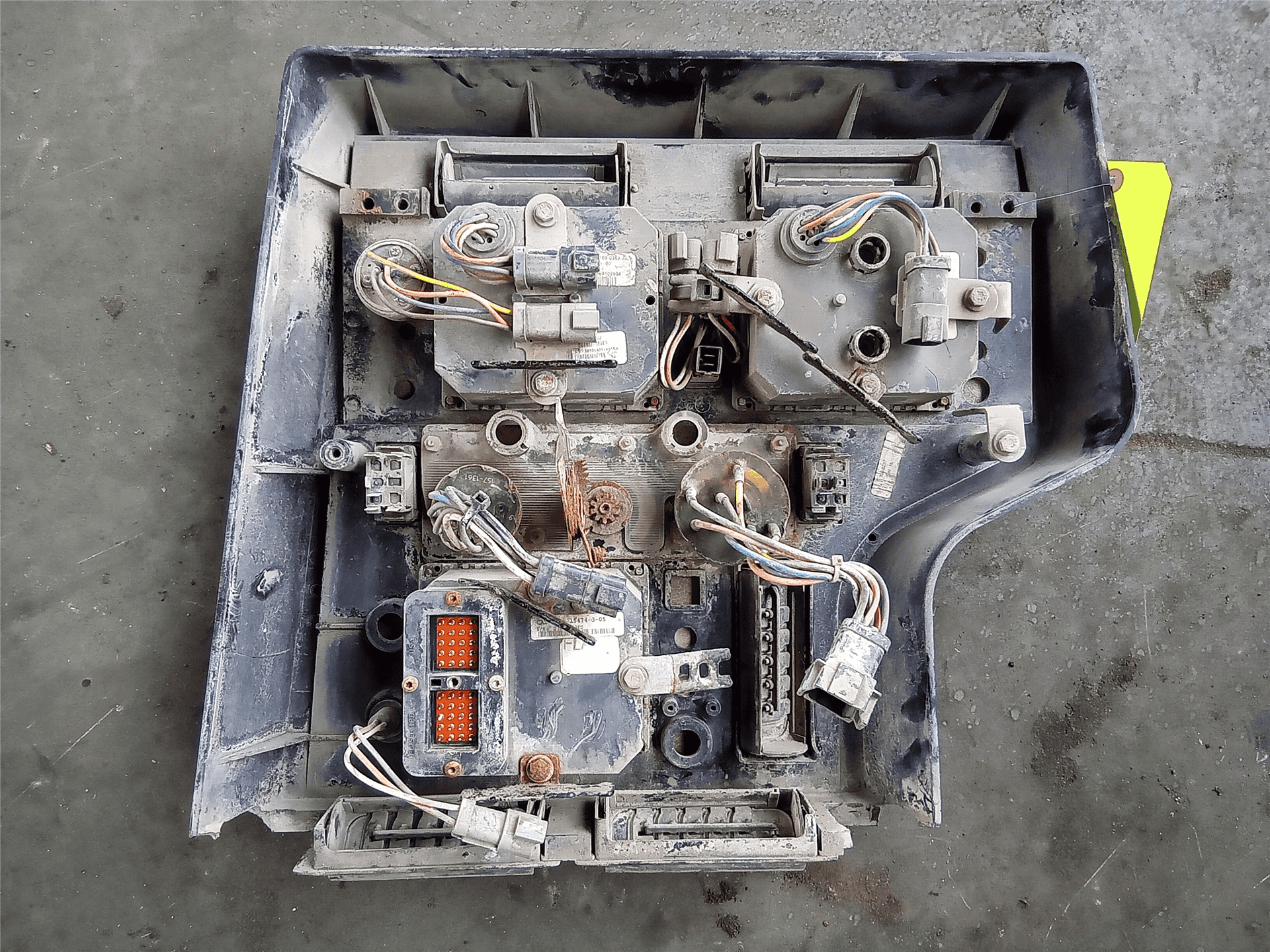 USED INSTRUMENT image 2