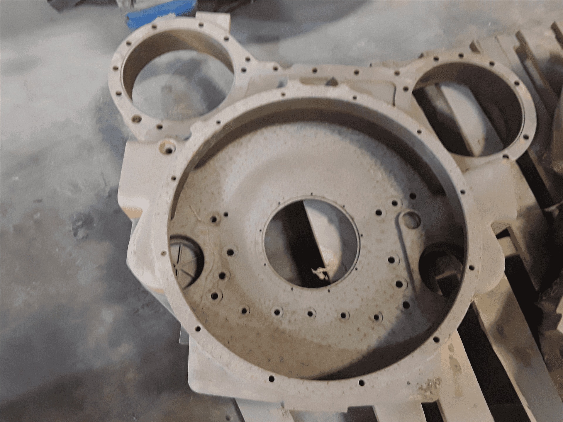 USED FLYWHEEL HOUS indicator image 1