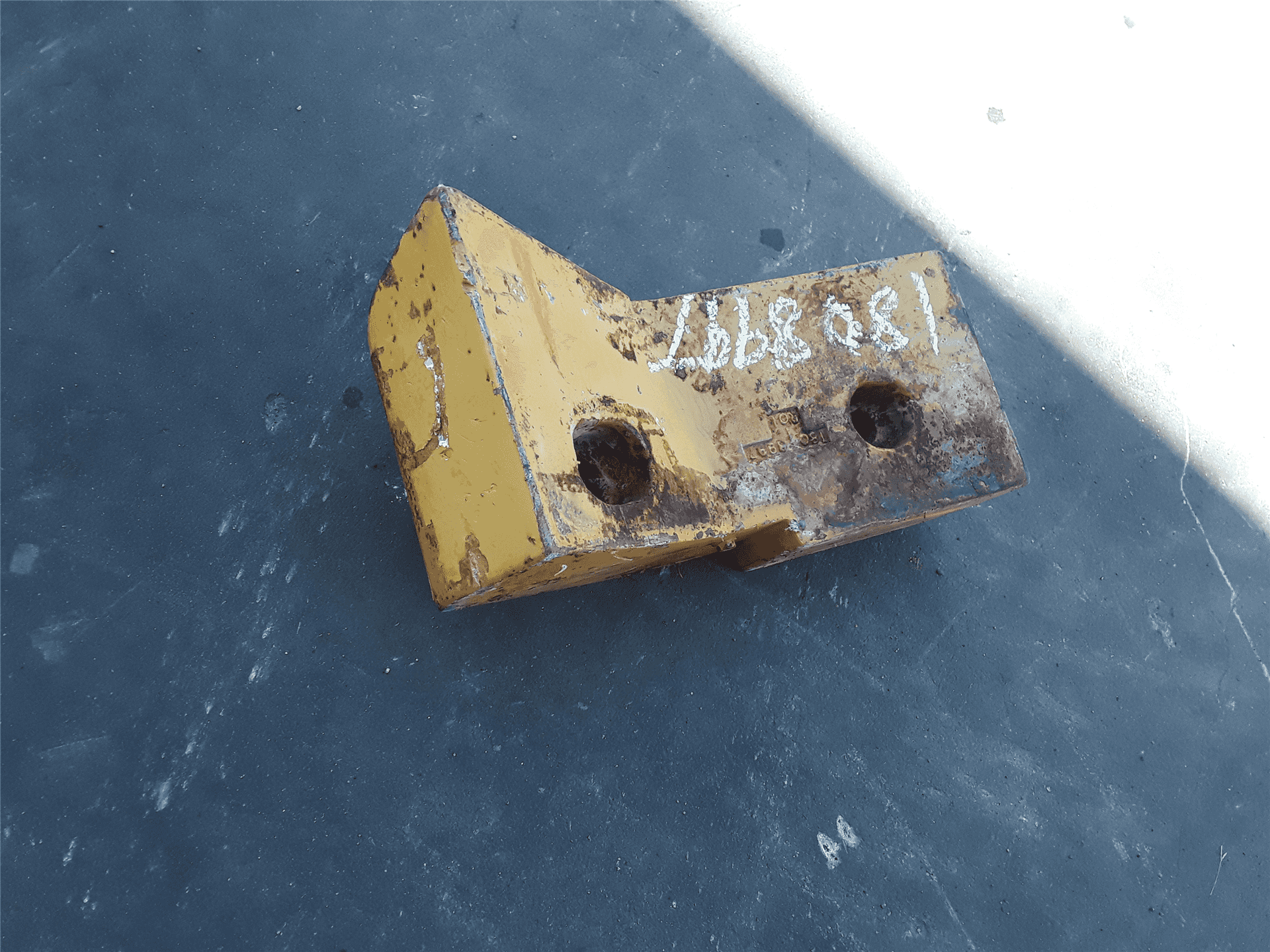 USED LH COUNTER WE indicator image 1
