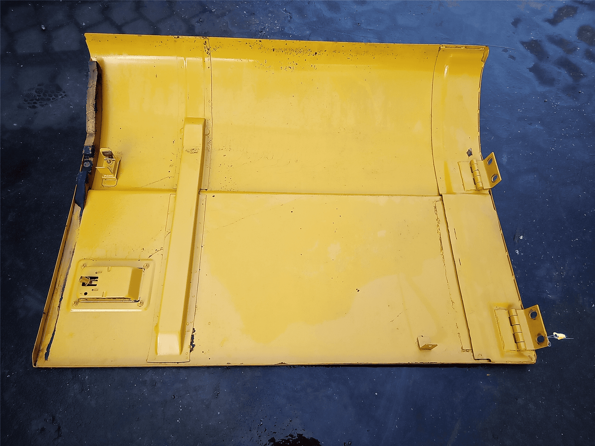 USED DOOR GP image 2
