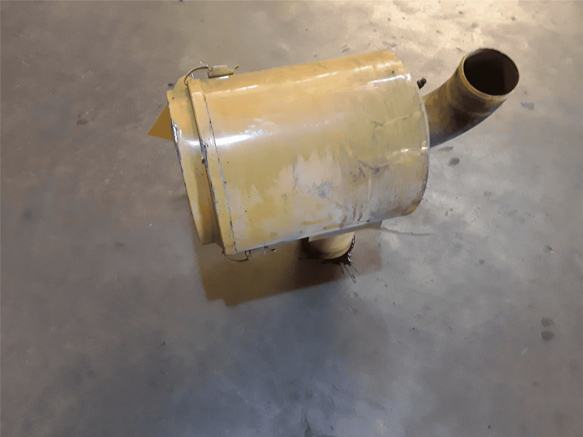 USED AIR CLEANER indicator image 1