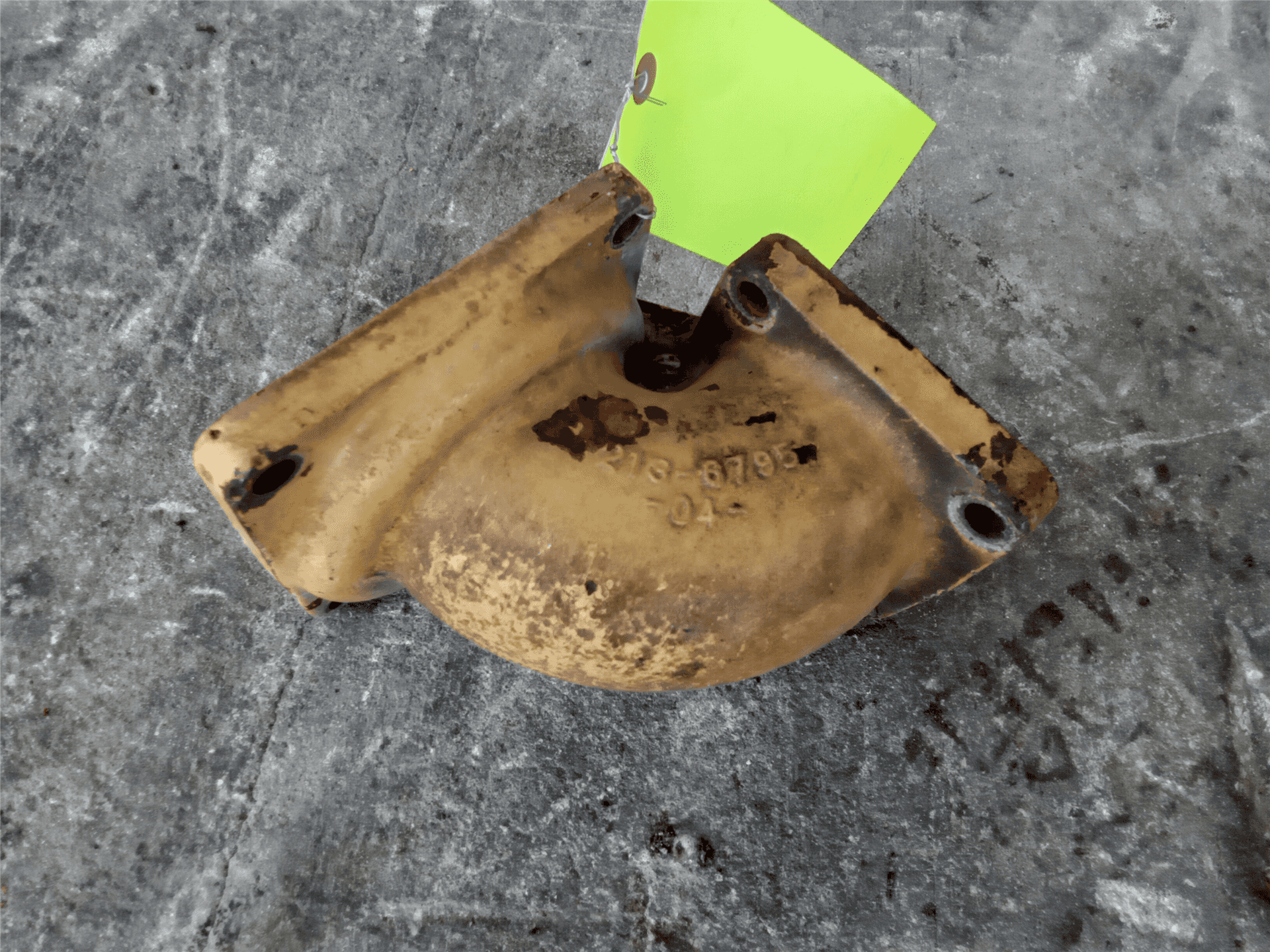 USED BONNET image 2