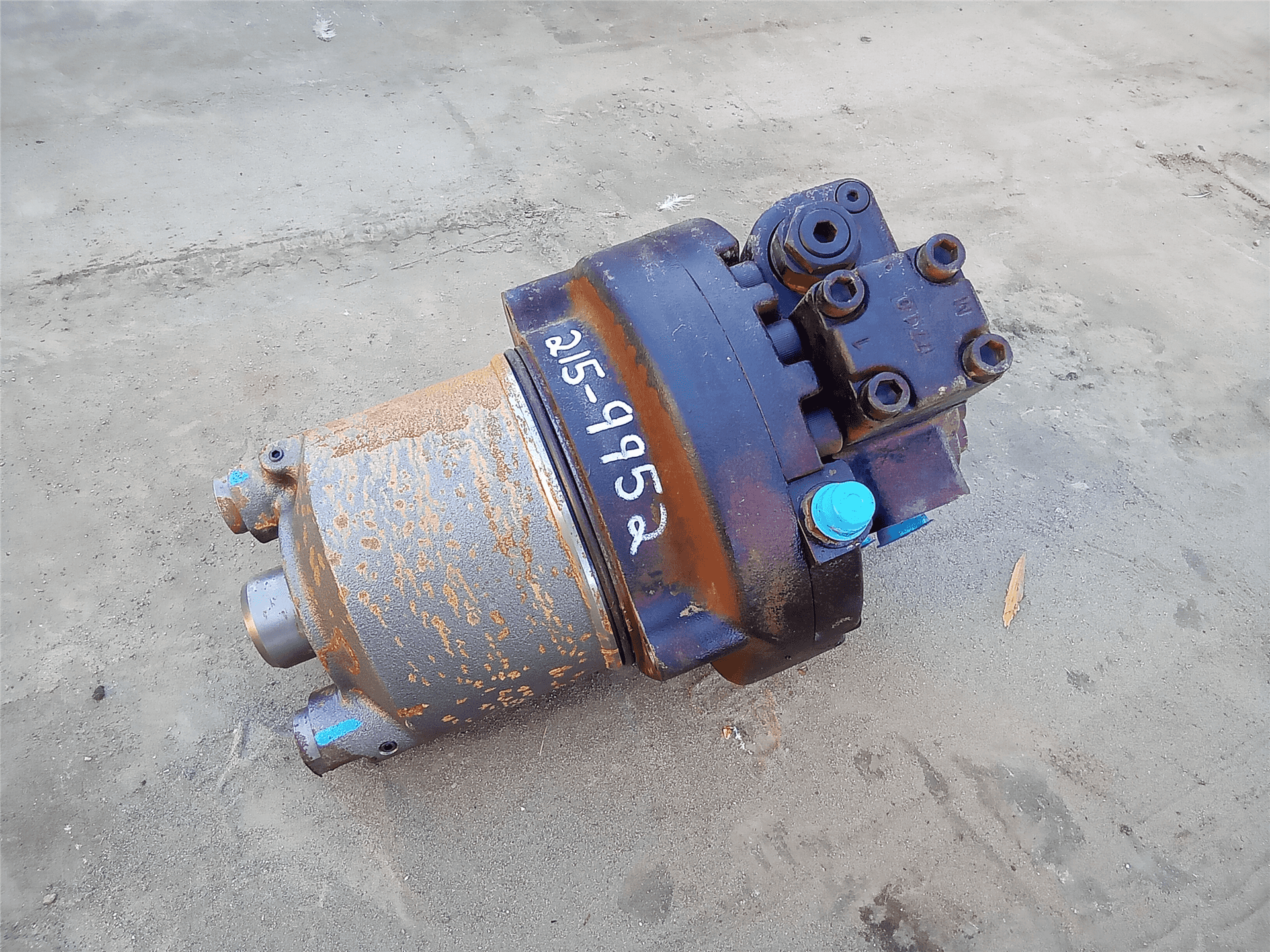 USED TRAVEL MOTOR image 2