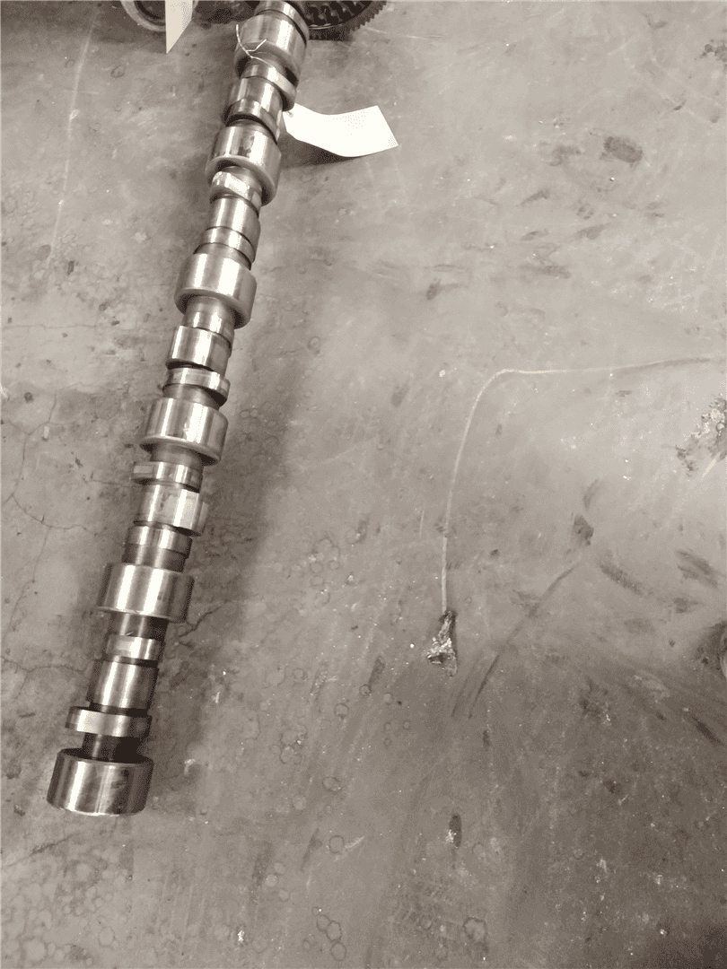 USED CAMSHAFT indicator image 1
