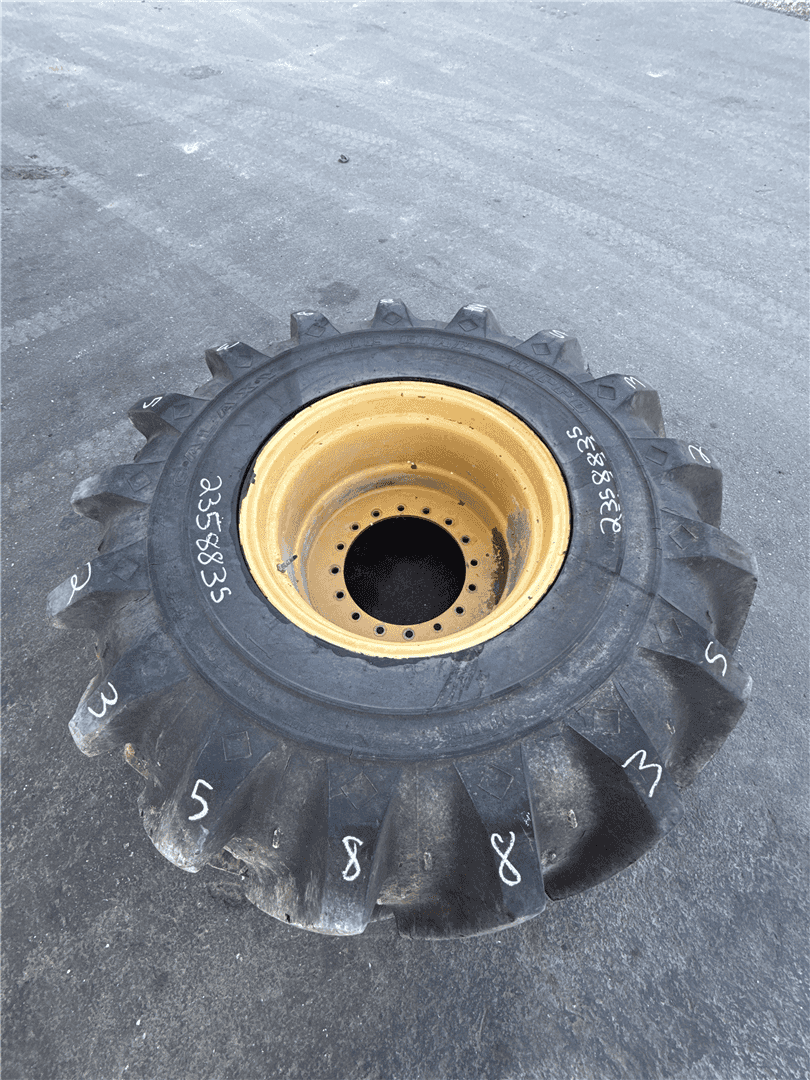 USED REAR RH WHEEL image 2