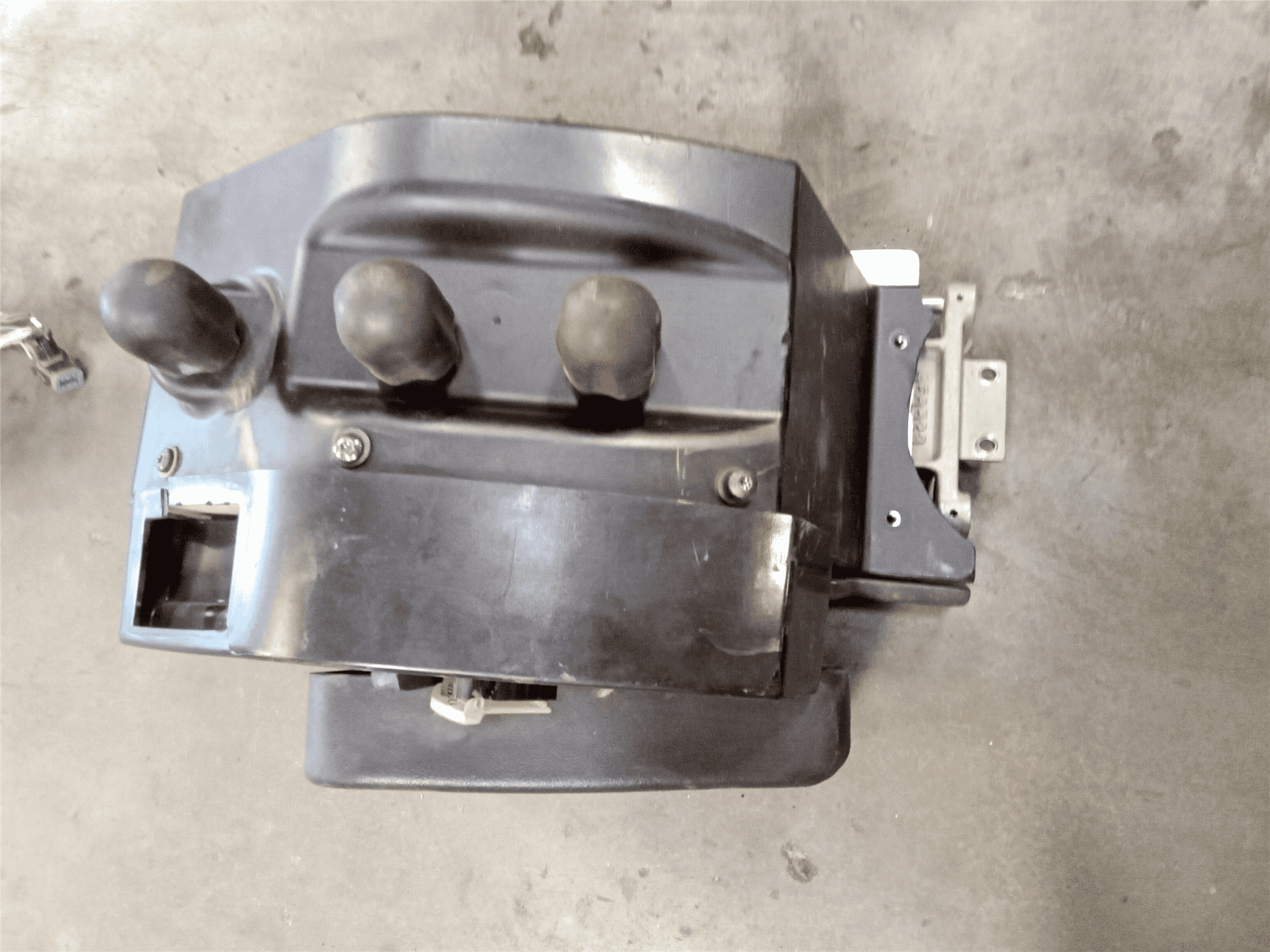 USED HYDRAULIC CON indicator image 1