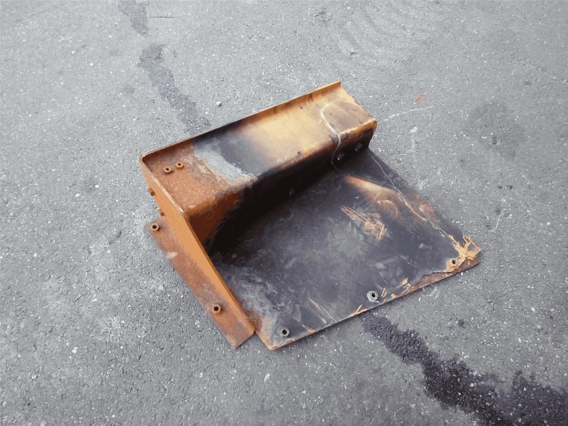 USED LH PLATE GP image 2