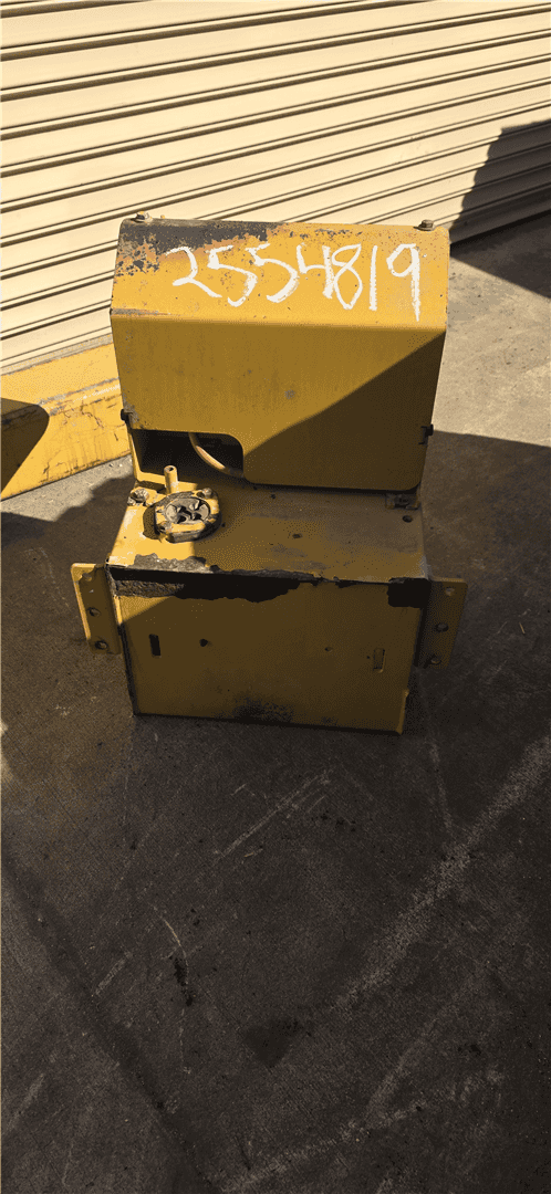 USED BATTERY BOX indicator image 1