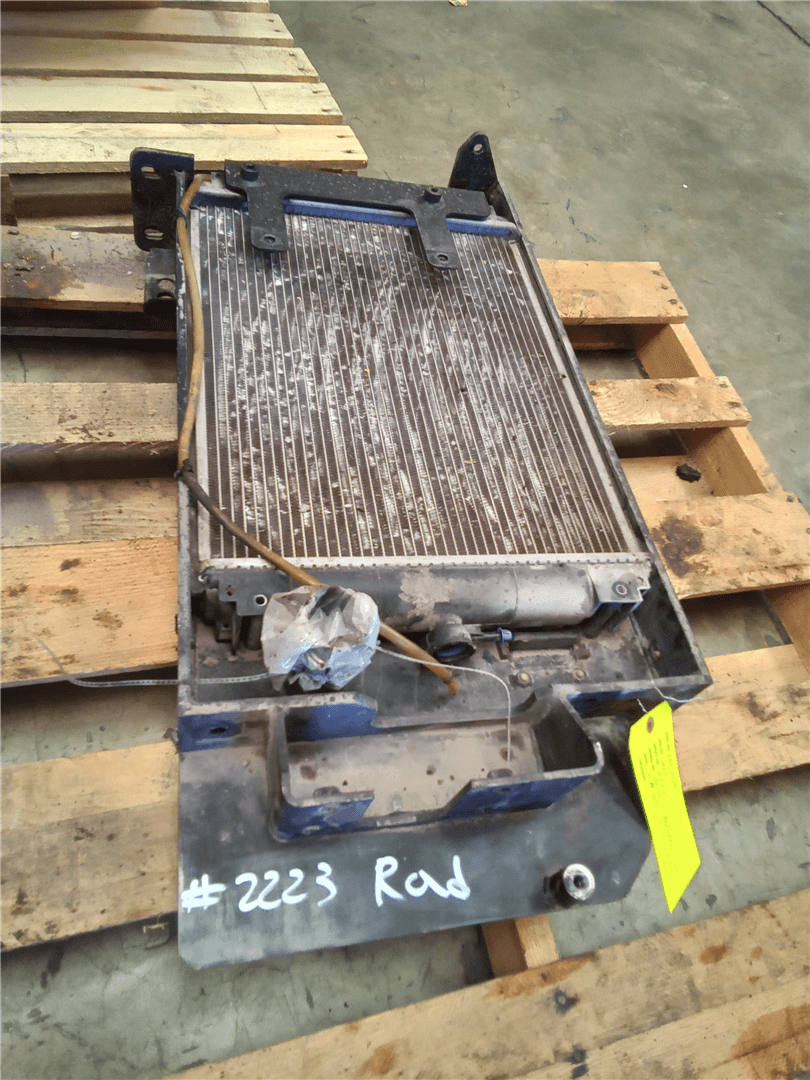 USED RADIATOR GP image 2