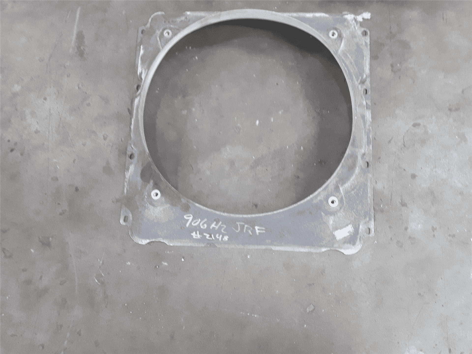 USED FAN SHROUD indicator image 1