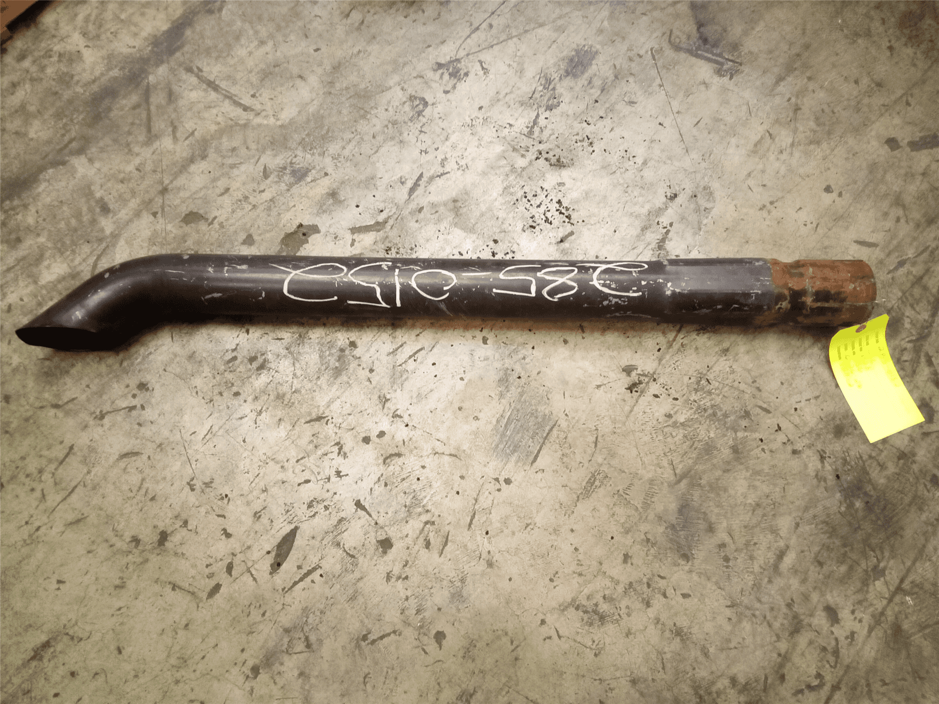 USED EXHUAST PIPE indicator image 1