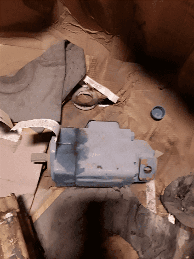 USED PUMP VALVE indicator image 1