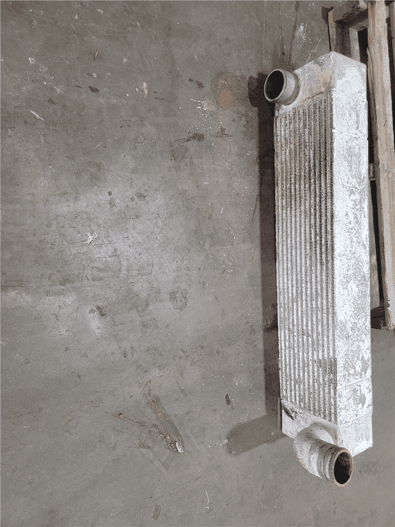 USED AFTERCOOLER image 2