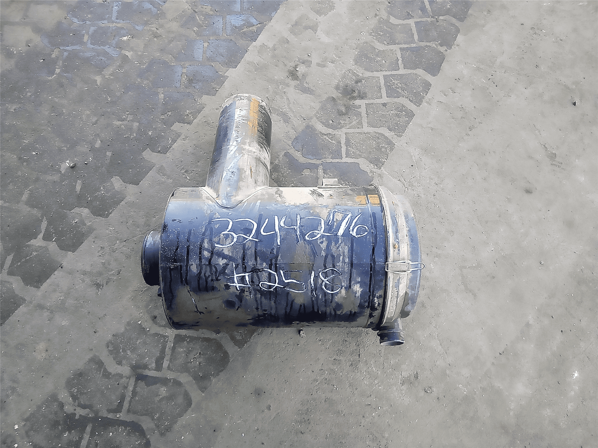 USED AIR CLEANER indicator image 1