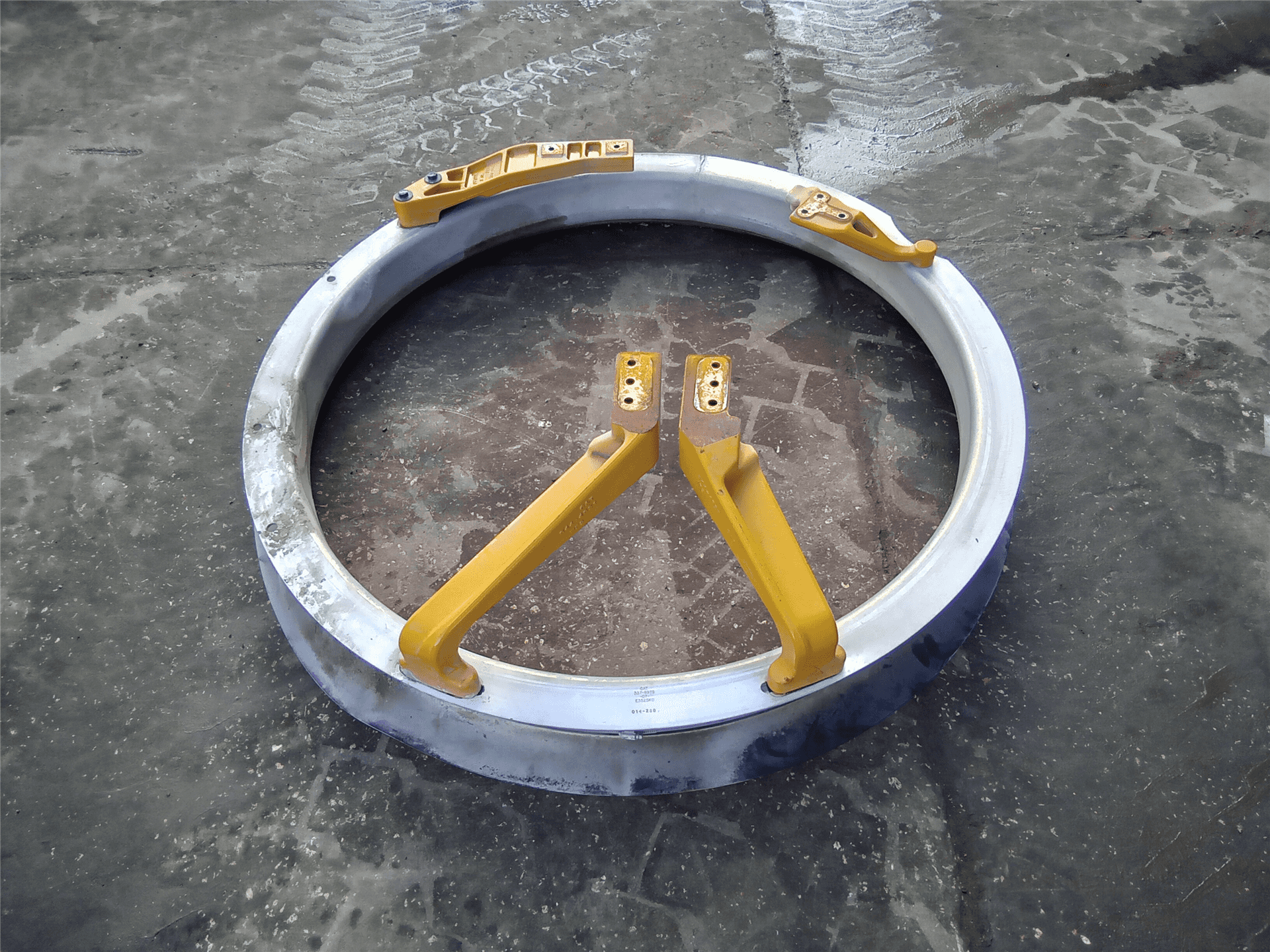 USED SHROUD indicator image 1