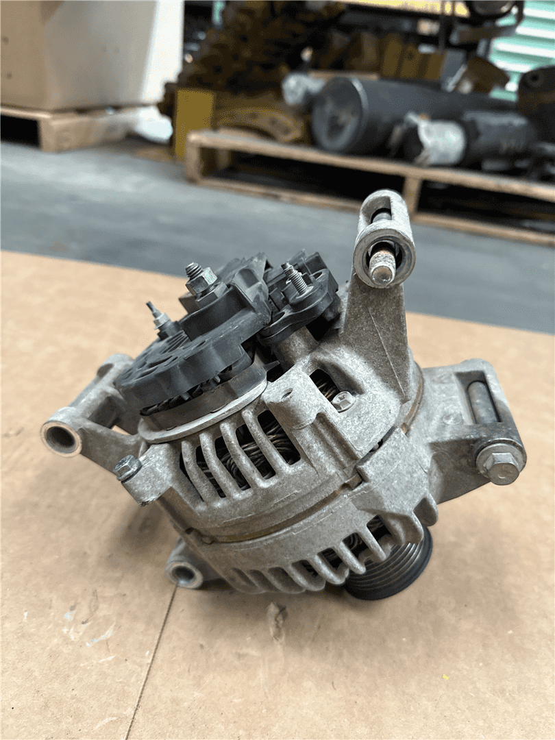 USED ALTERNATOR image 2