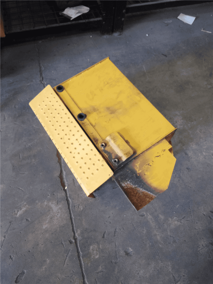 USED STORAGE BOX indicator image 1