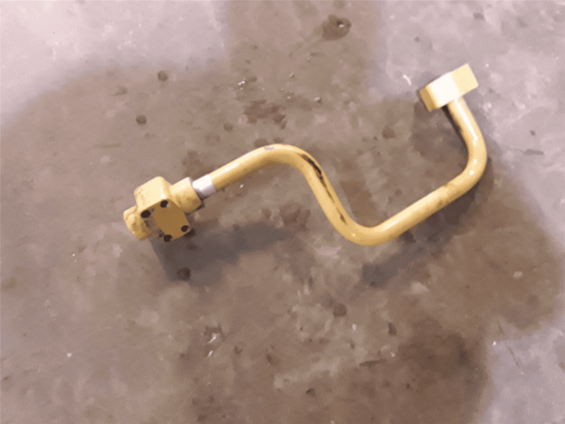 USED TUBE indicator image 1