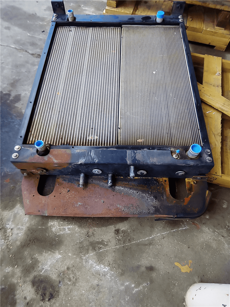 USED RADIATOR HYD image 6