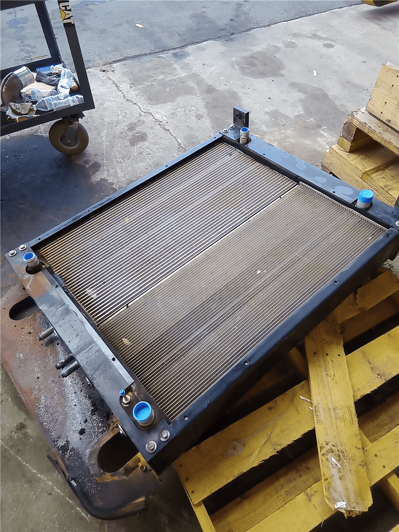USED RADIATOR HYD image 7