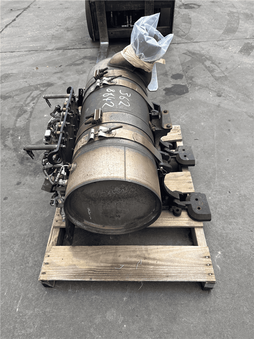 USED EXHAUST SYSTE image 3