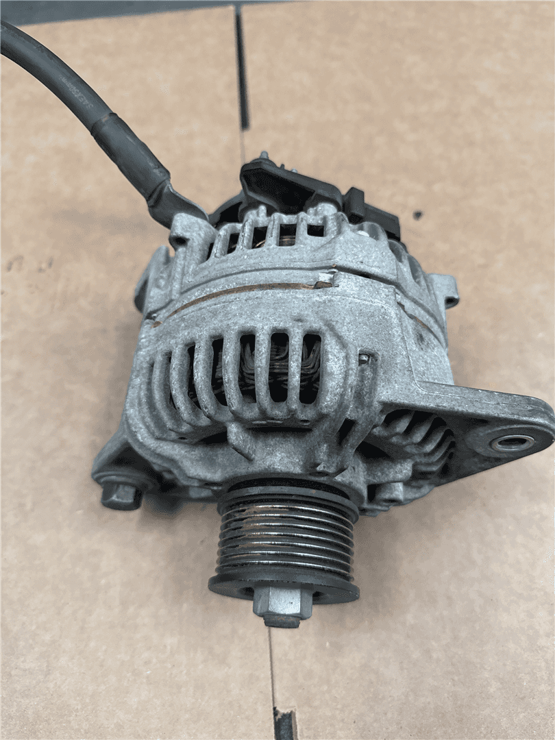 USED ALTERNATOR image 2